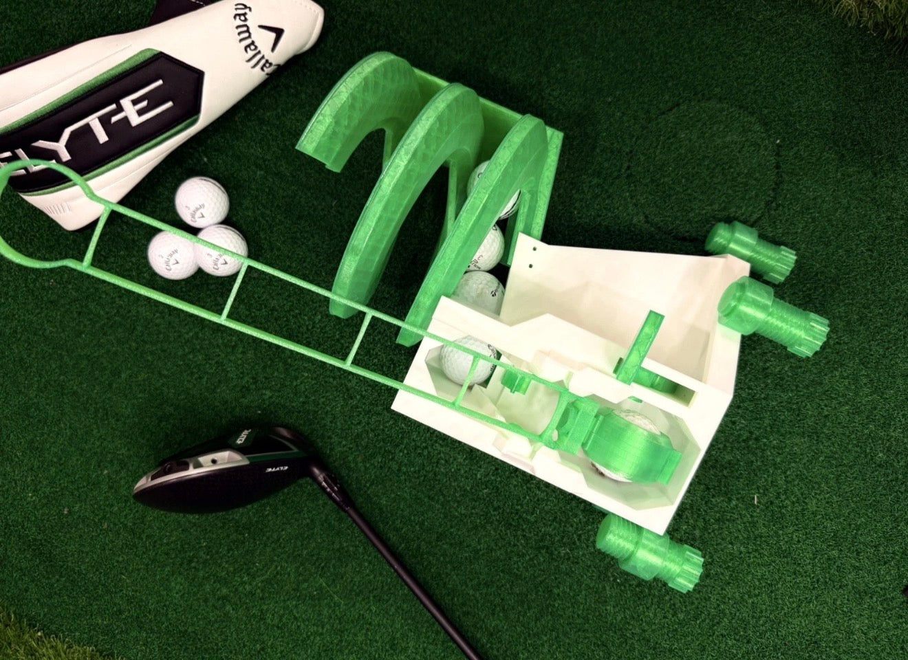 3D Printed Golf Ball Dispenser – Automatic Gravity Feed Practice Ball Holder Range/Simulator Practice